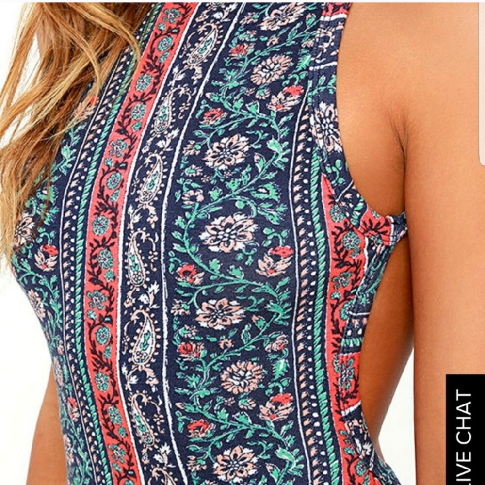 Lulu’s Backless KISS THE SKY Dress - Picture 3 of 5